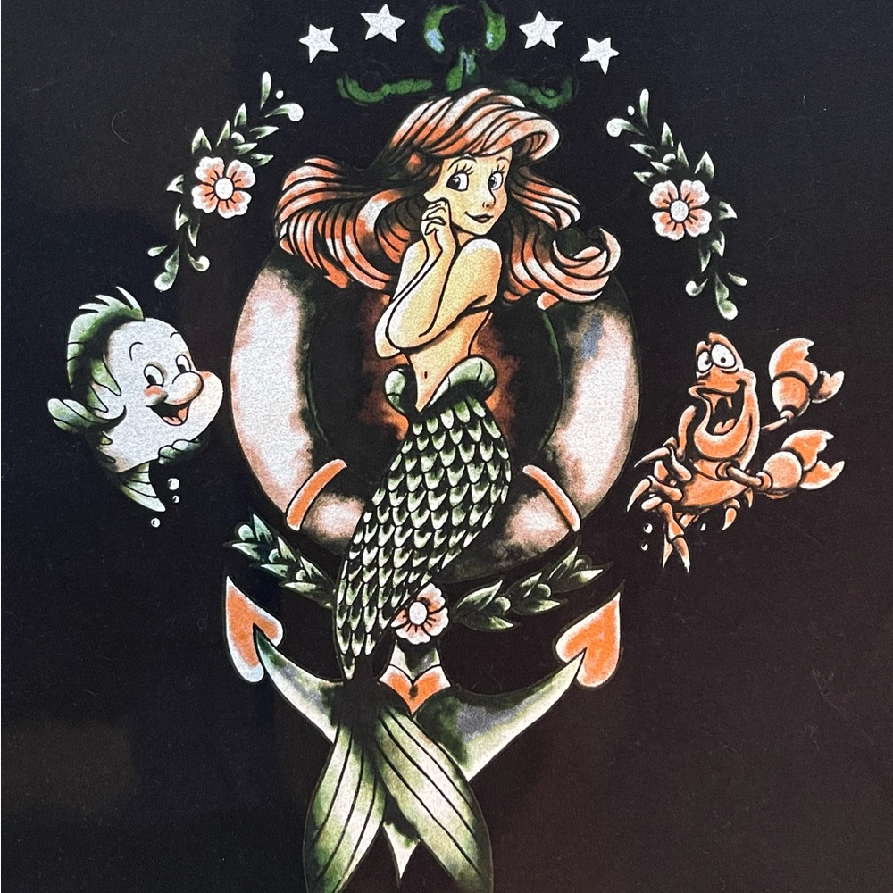 Disney The Little Mermaid Black T-Shirt Medium 100% Cotton Ariel